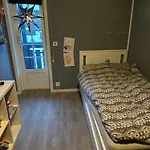 Villa Bolig Sentralt Pa *
